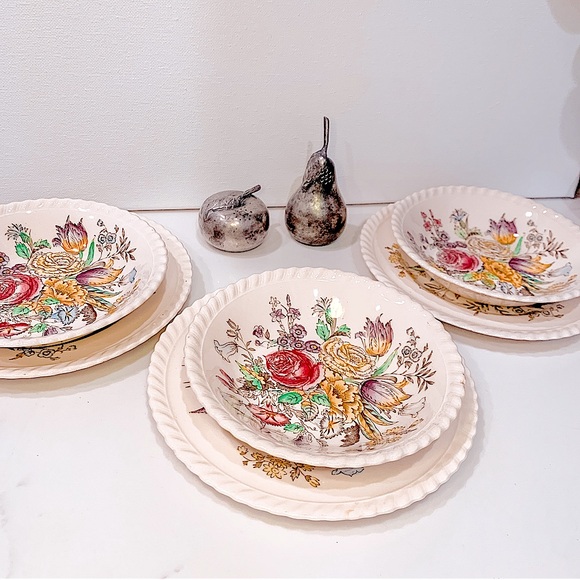 Johnson Bros Garden Bouquet Saucer Plates And Fruit Bowls Dishes Shakers 6 Pc - Picture 2 of 14